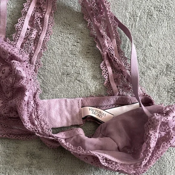 Victorias Secret Bralette Large Purple Sheer Lace Racerback NWOT‎ - Picture 3 of 7